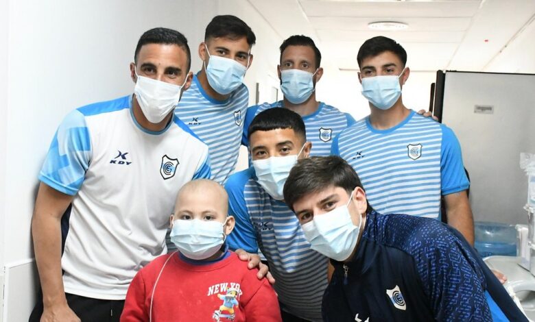 Gimnasia entregó juguetes al Hospital Materno Infantil Gimnasia entregó juguetes al Hospital Materno Infantil