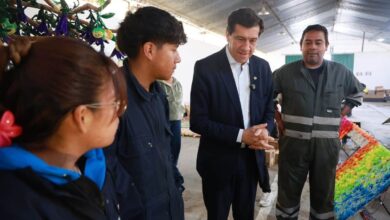 Sadir recorrió canchones y acompañó a los carroceros Sadir recorrió canchones y acompañó a los carroceros
