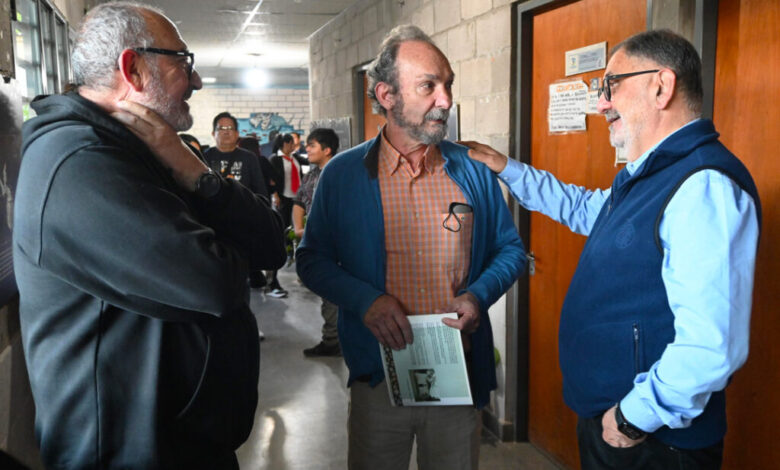 La Municipalidad inauguró la muestra “De Bruselas a Jujuy”