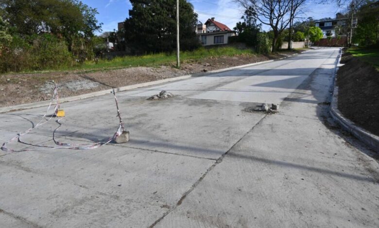Bº Los Perales. Obras de pavimentación para mejorar la circulación Bº Los Perales. Obras de pavimentación para mejorar la circulación