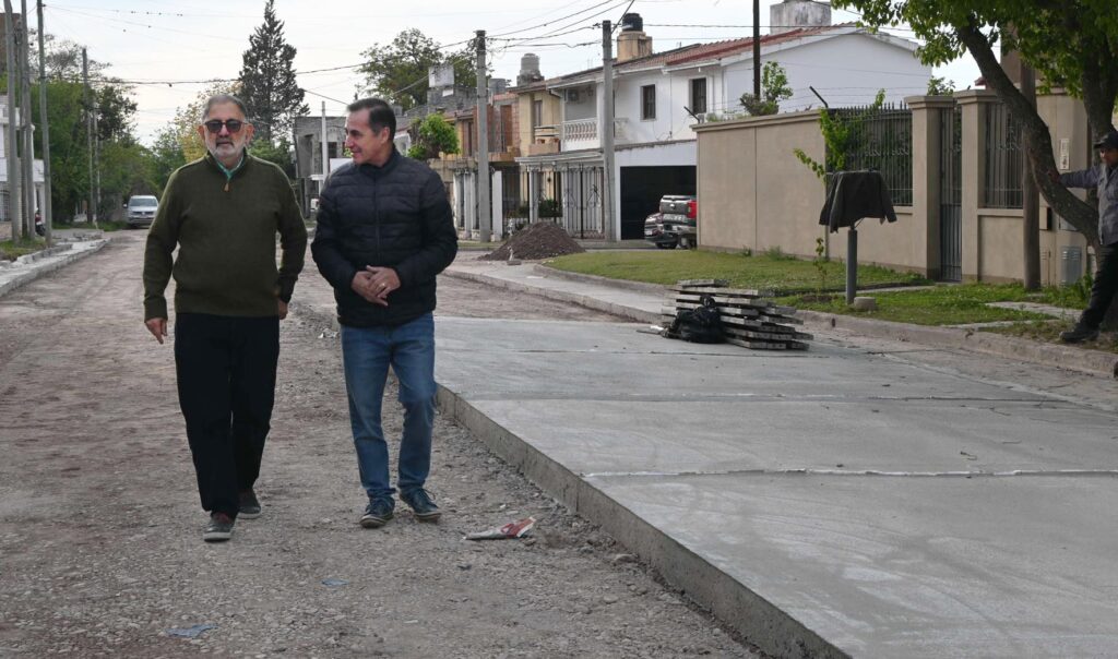 B° Los Perales suma un nuevo tramo pavimentado