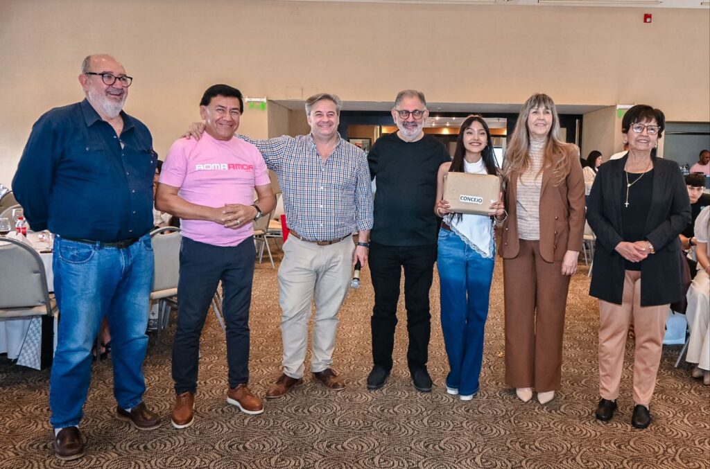 La Municipalidad agasajó a las candidatas a Representante Estudiantil de Capital