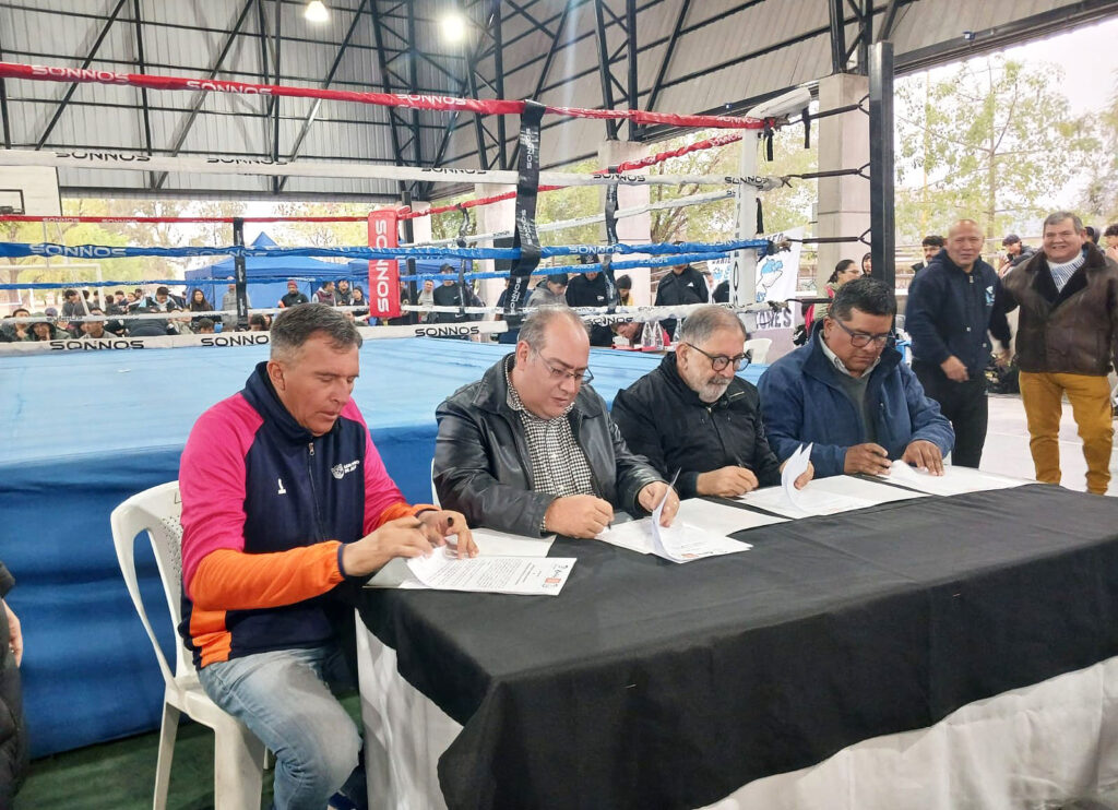 Alianza de municipios para potenciar el boxeo en Jujuy