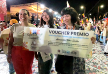 Carrozas ambientales. Escuela de Comercio N° 2 y Todos Juntos las ganadoras