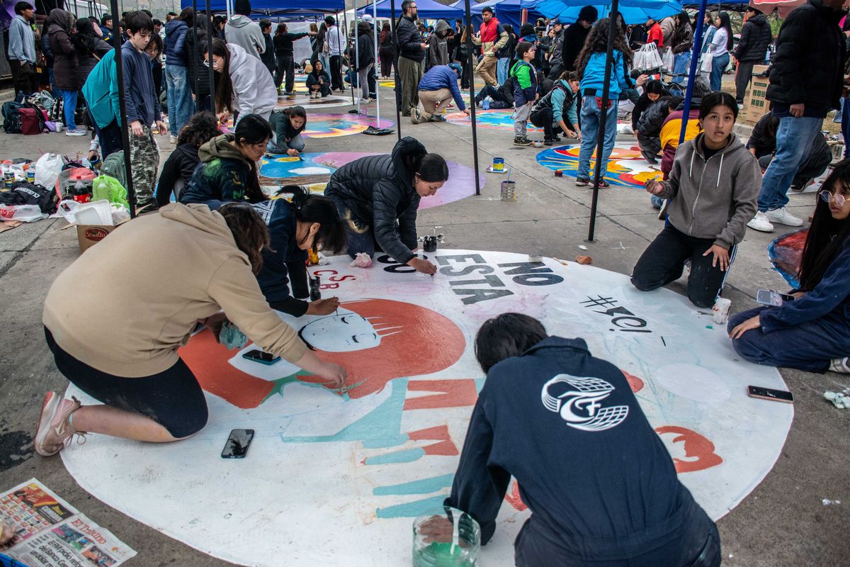 Con la Pintada Estudiantil, Jujuy empieza a palpitar la gran edición 75 de la FNE