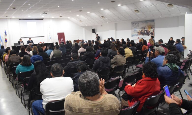 Sadir presentó el régimen simplificado para asociaciones civiles y fundaciones