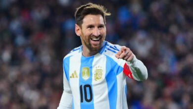 Lionel Messi llegó a la Argentina para disputar su último partido Lionel Messi llegó a la Argentina para disputar su último partido
