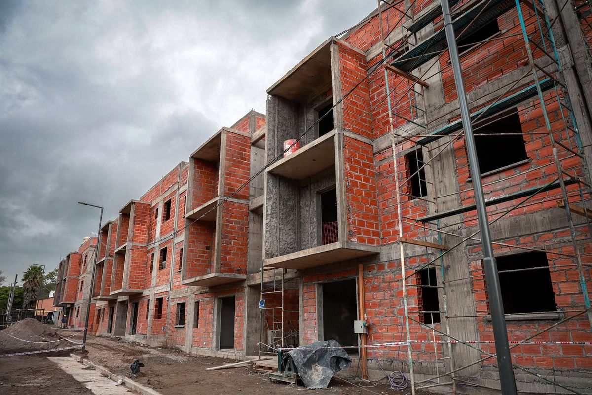 Avanzan las obras de viviendas del convenio entre el IVUJ y el Colegio de Ingenieros