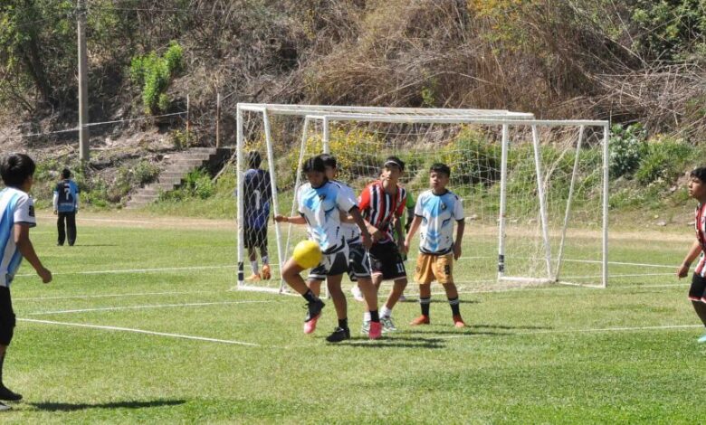 150 niños deportistas de A. Comedero recibieron controles médicos