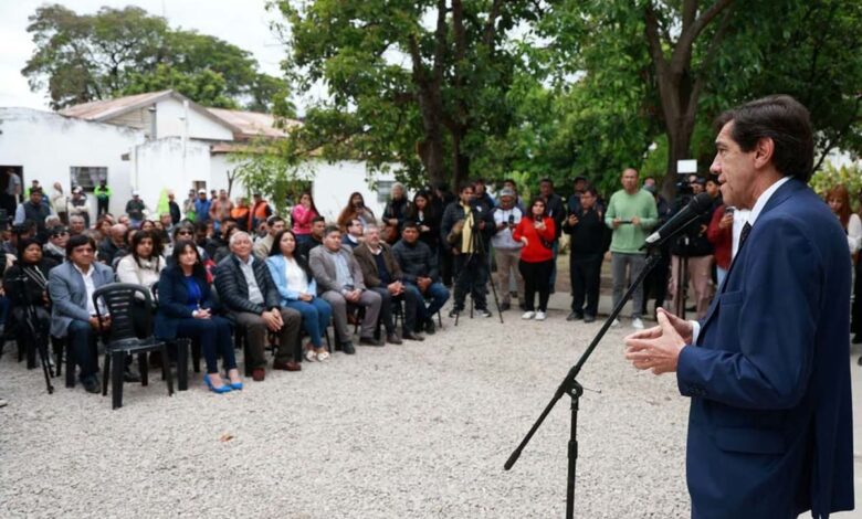 Gobierno y municipio de Perico realizan obras de infraestructura y servicios