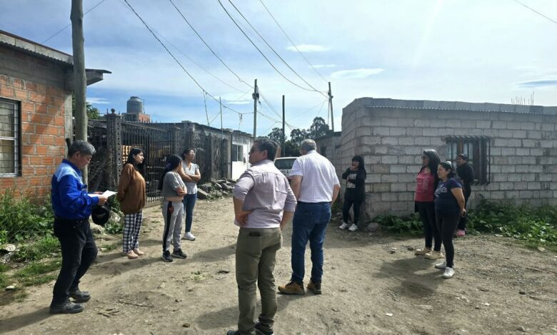 Agua Potable se reunió con vecinos del Asentamiento 4 de Agosto