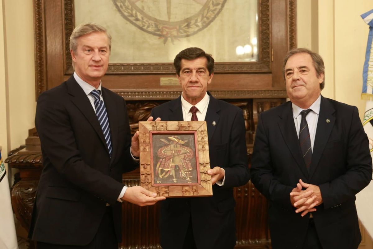 Sadir recibió a embajador de la Unión Europea y al jefe de misión de Emiratos Árabes