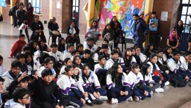 Escuelas secundarias. Familias conocieron propuestas